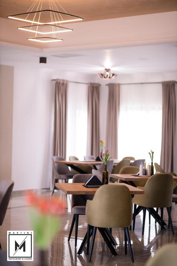 Martini Restaurant & Cazare Sebesel Экстерьер фото