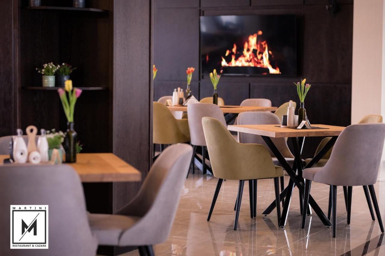 Martini Restaurant & Cazare Sebesel Экстерьер фото