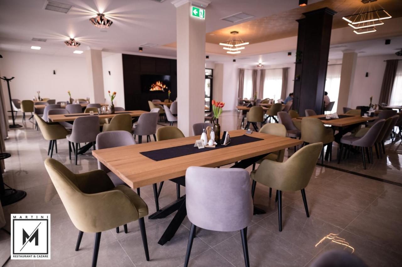 Martini Restaurant & Cazare Sebesel Экстерьер фото