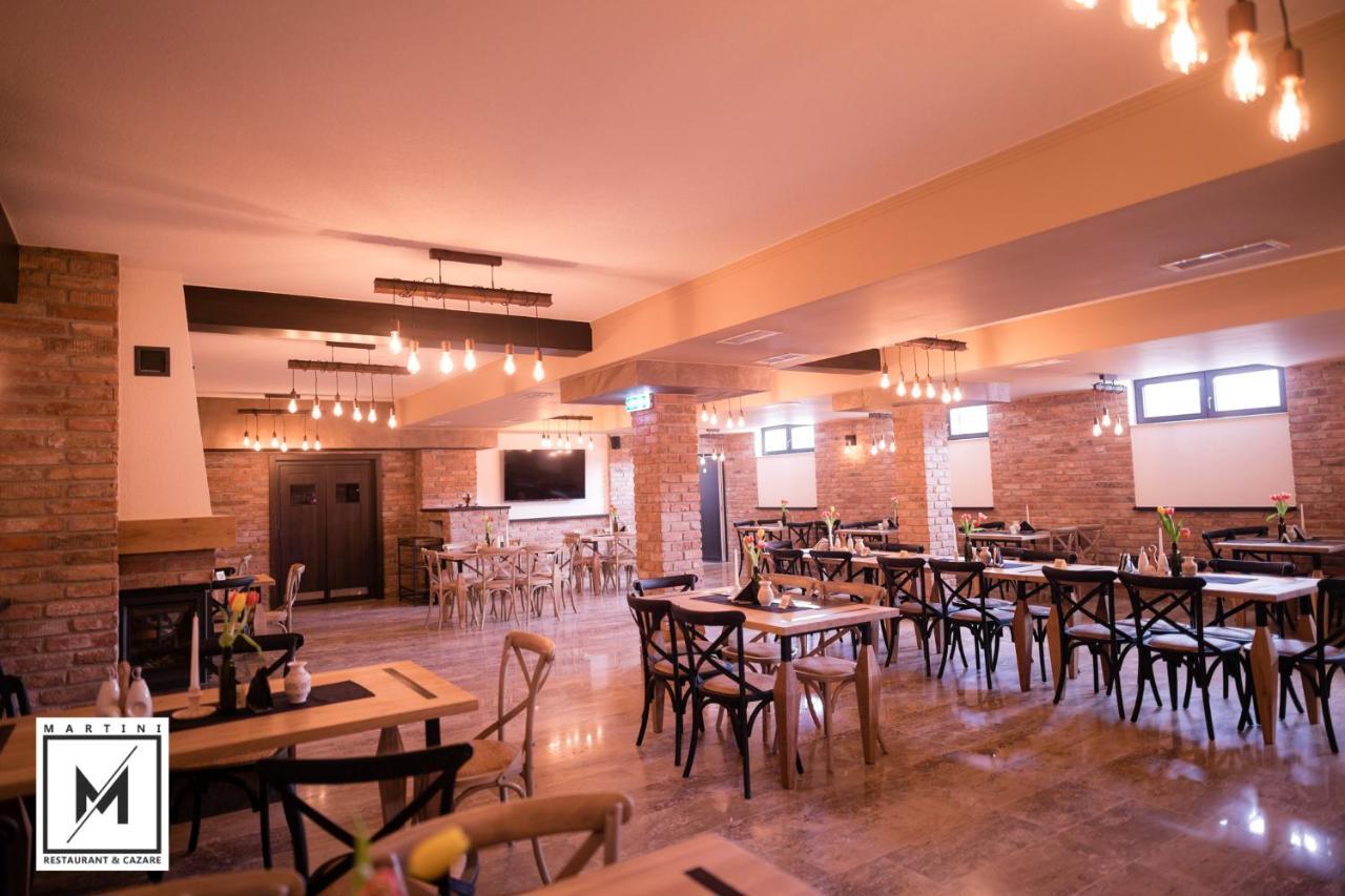 Martini Restaurant & Cazare Sebesel Экстерьер фото