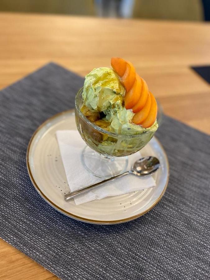 Martini Restaurant & Cazare Sebesel Экстерьер фото
